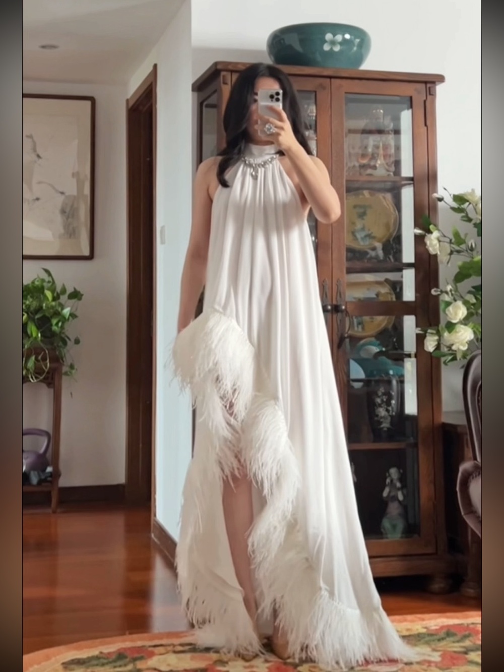 Bronx & Banco White Madeline Halter Neck Ostrich Feather Backless Gown XS NWOT - Picture 13 of 17